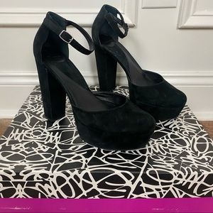Diane Von Furstenberg Black Platform Heels